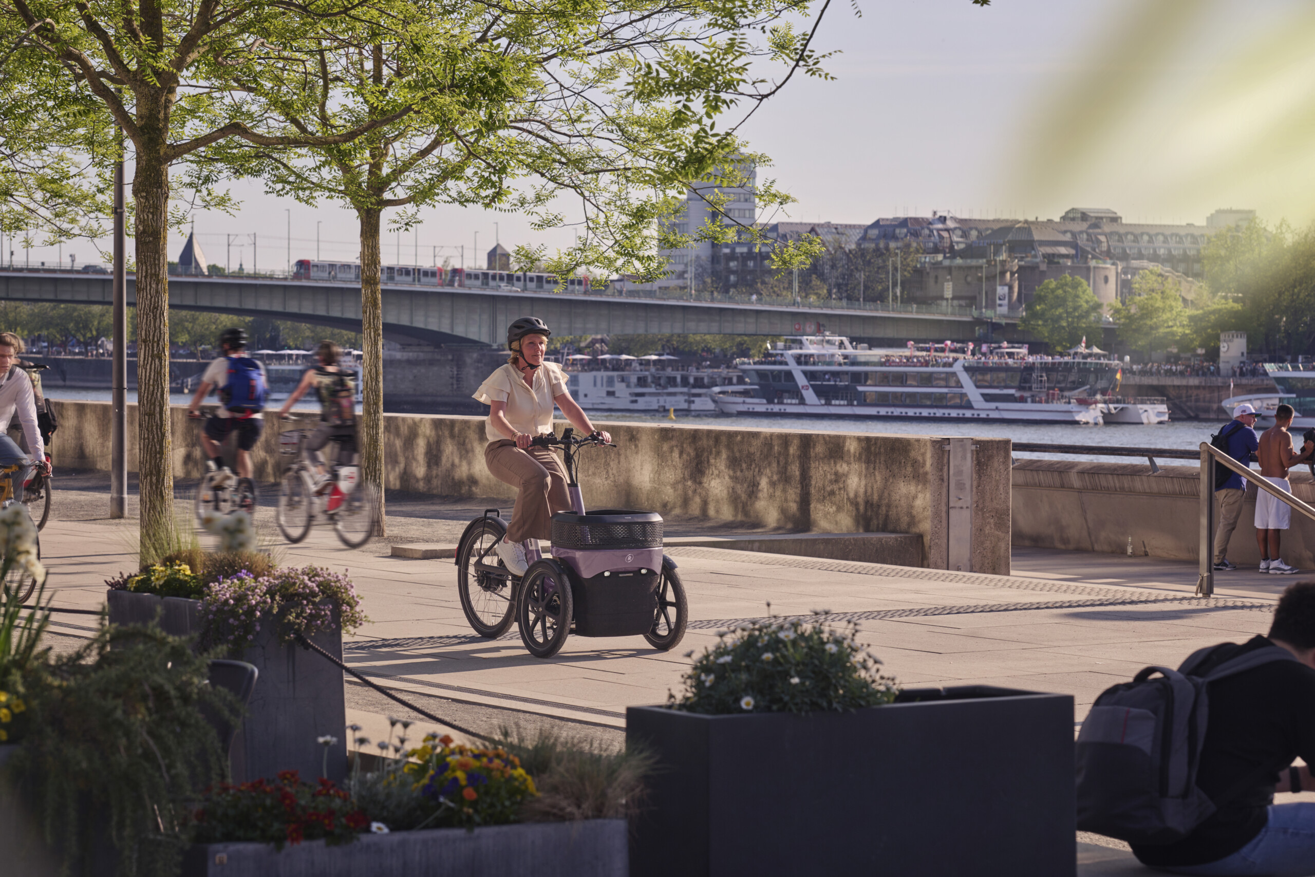 Triporteur VAE Thuja de VAN RAAM